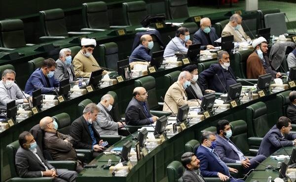جزء مربوط به تعیین بخشی از منابع هدفمندی به کمیسیون تلفیق ارجاع شد
